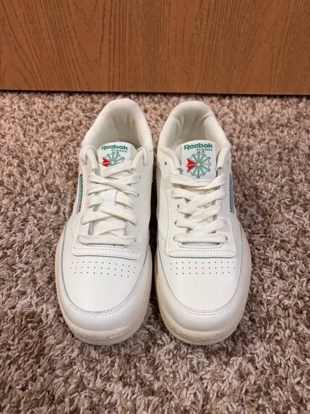 Reebok Classic White Sneakers-NWT-Size 6